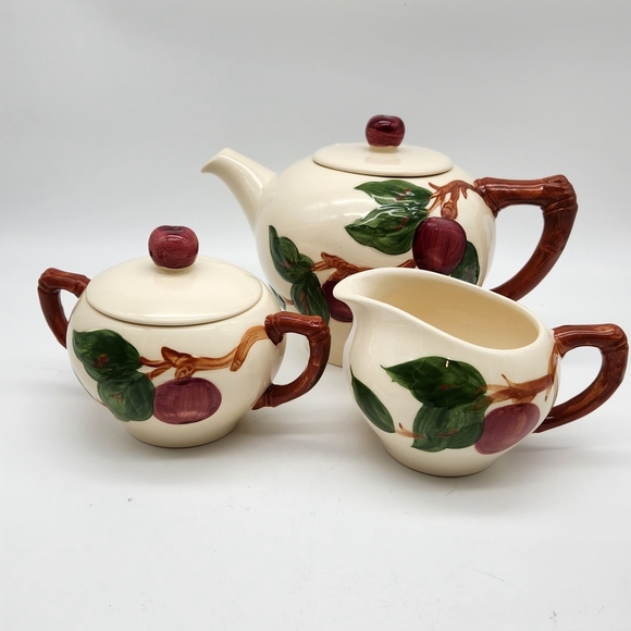 Vintage Franciscan Apple Pattern Tea Set. Oven Safe. - Picture 3 of 14